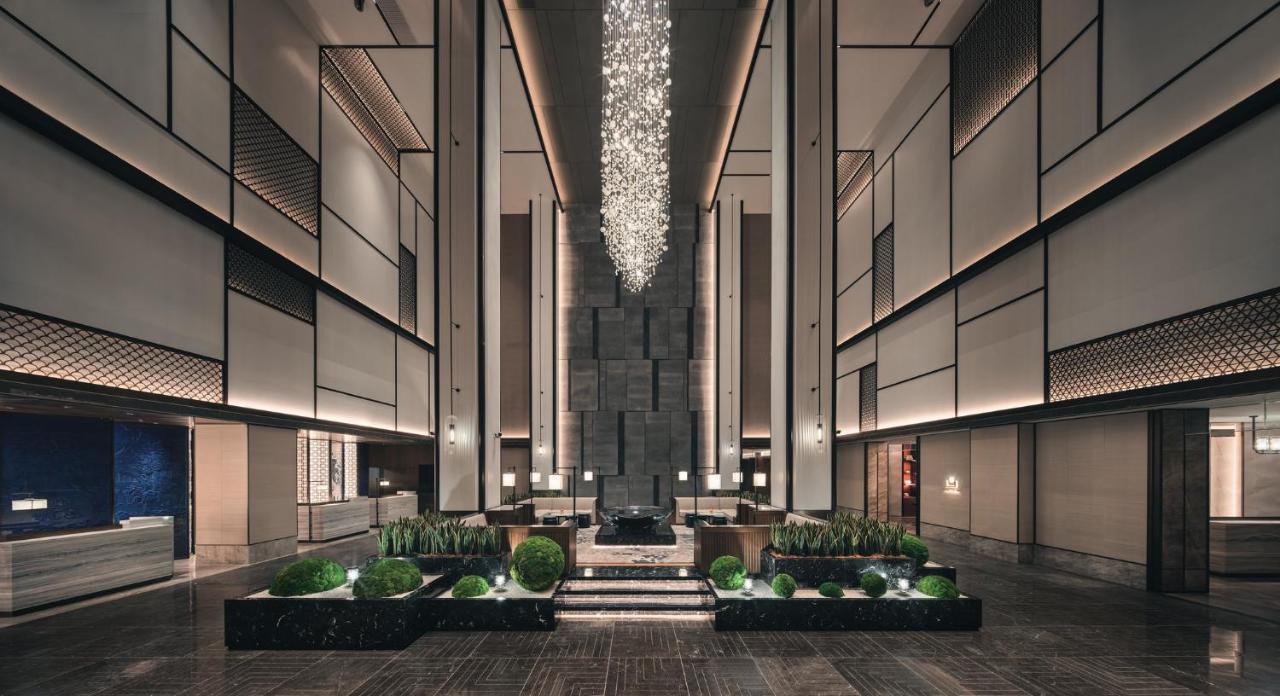 Hualuxe Kunshan Huaqiao By Ihg - F1 Racing Preferred Hotel Екстер'єр фото